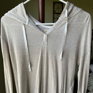Hollister hooded sweater